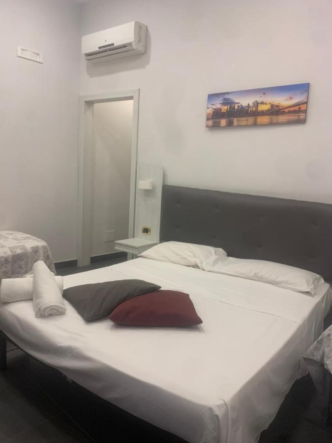 Hotel Poerio Neapol Exteriér fotografie
