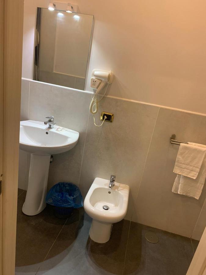 Hotel Poerio Neapol Exteriér fotografie