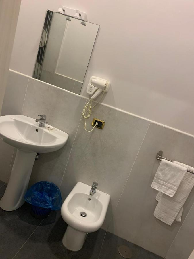 Hotel Poerio Neapol Exteriér fotografie