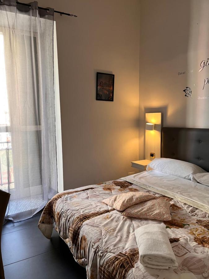 Hotel Poerio Neapol Exteriér fotografie