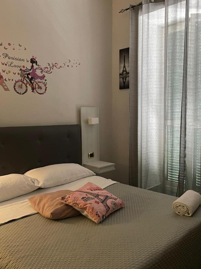 Hotel Poerio Neapol Exteriér fotografie